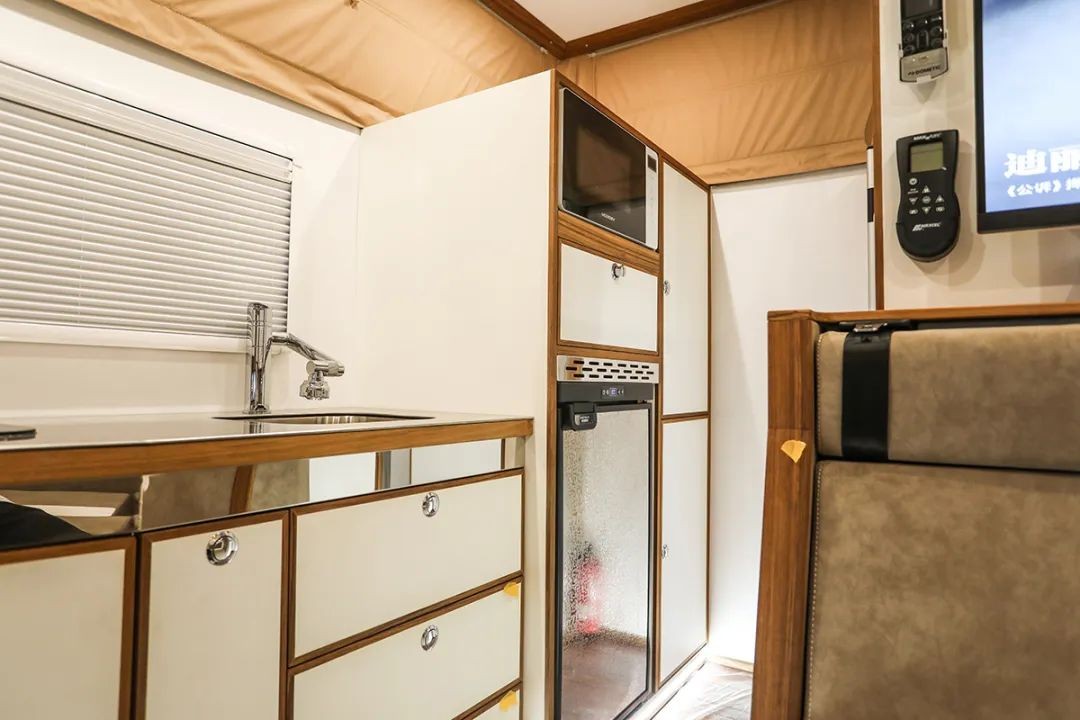 - Mengshi Extionition Mengshi Expedition Vire Off