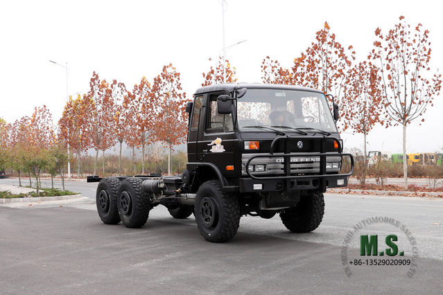 အနက်ရောင် 6×6 Dongfeng EQ2102 Chassis_ ခြောက်စီး ဒရိုက်ဘာ 153 တစ်တန်းနှင့်တစ်ခြမ်း တက္ကစီတစ်စီး လမ်းပိတ်ကားကိုယ်ထည်_ထုတ်ရန် အထူးထရပ်ကားကိုယ်ထည်