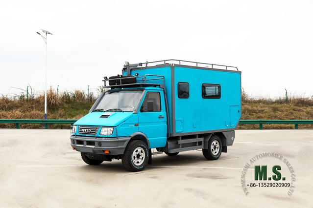 ရောင်းရန်ရှိသော Iveco 4WD Off-road RV_4*4 ပြင်ပခရီးသွား Caravan စိတ်ကြိုက်_Family One-piece Four Drive Caravan Export အထူးယာဉ်