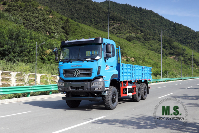 ခြောက်လမ်းပိတ် ထရပ်ကား 6×6 Dongfeng Flat Head Row A half Cargo Vehicle AWD Export အထူးယာဉ်