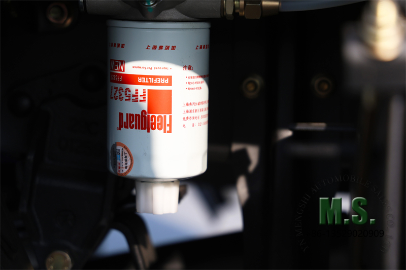 Dongfeng 6x6 လမ်းကြမ်းထရပ်ကားကိုယ်ထည်