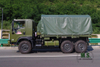 Dongfeng EQ2082 Flathead Army Green with Tarpaulin_Dongfeng 6*6 လမ်းကြမ်း သယ်ယူပို့ဆောင်ရေး ထရပ်ကား တင်ပို့ခြင်း