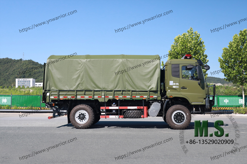 {T1]} 4x4 ကုန်တင်ယာဉ်ထရပ်ကား 