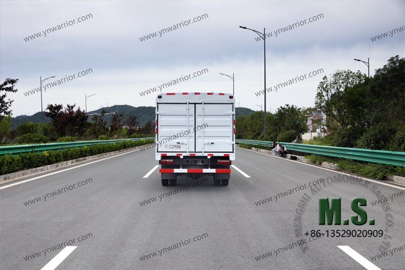 ကုန်တင်ကားများနှင့်အတူ Center Faction Truck Fence Truck Truck နှင့်အတူ Center Center 