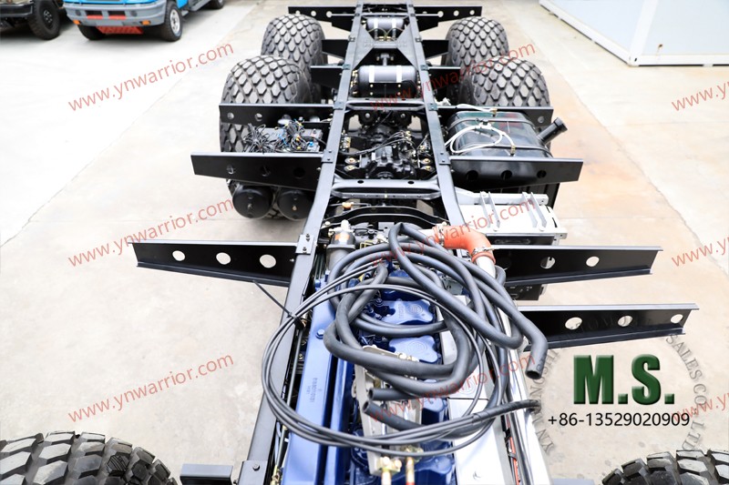 6x6 off-road ဧရာမလိပ်ကိုယ်ထည် 