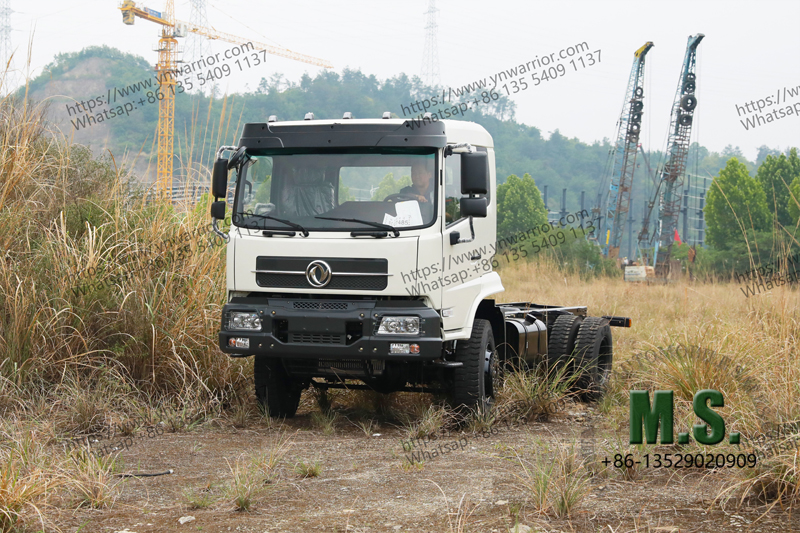 {T1]} 4x4 Prethbase Truck CHASTBACE SHOWSIS 