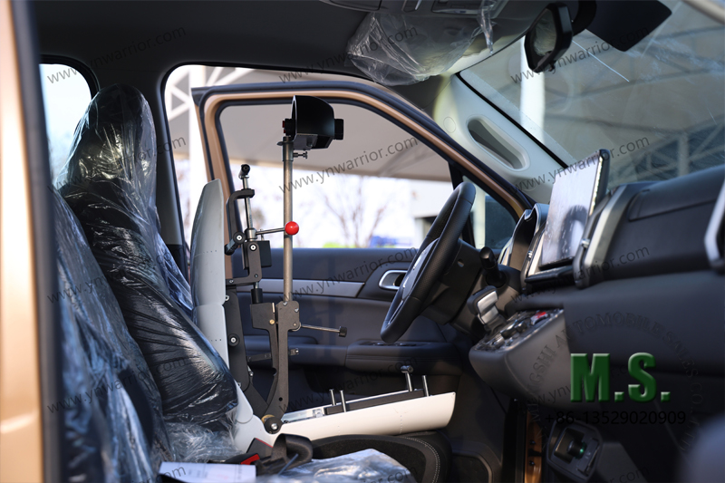 တွင် ပိုးမွှားများရယူပါ။