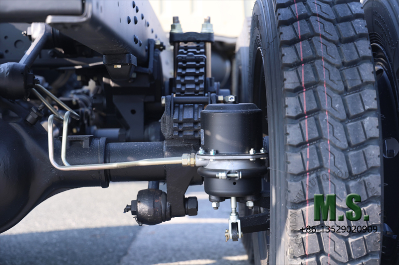 Dongfeng 6x6 လမ်းကြမ်းထရပ်ကားကိုယ်ထည်နှင့် တက္ကစီဘီးပေါက်အသေးစိတ်အချက်များ 